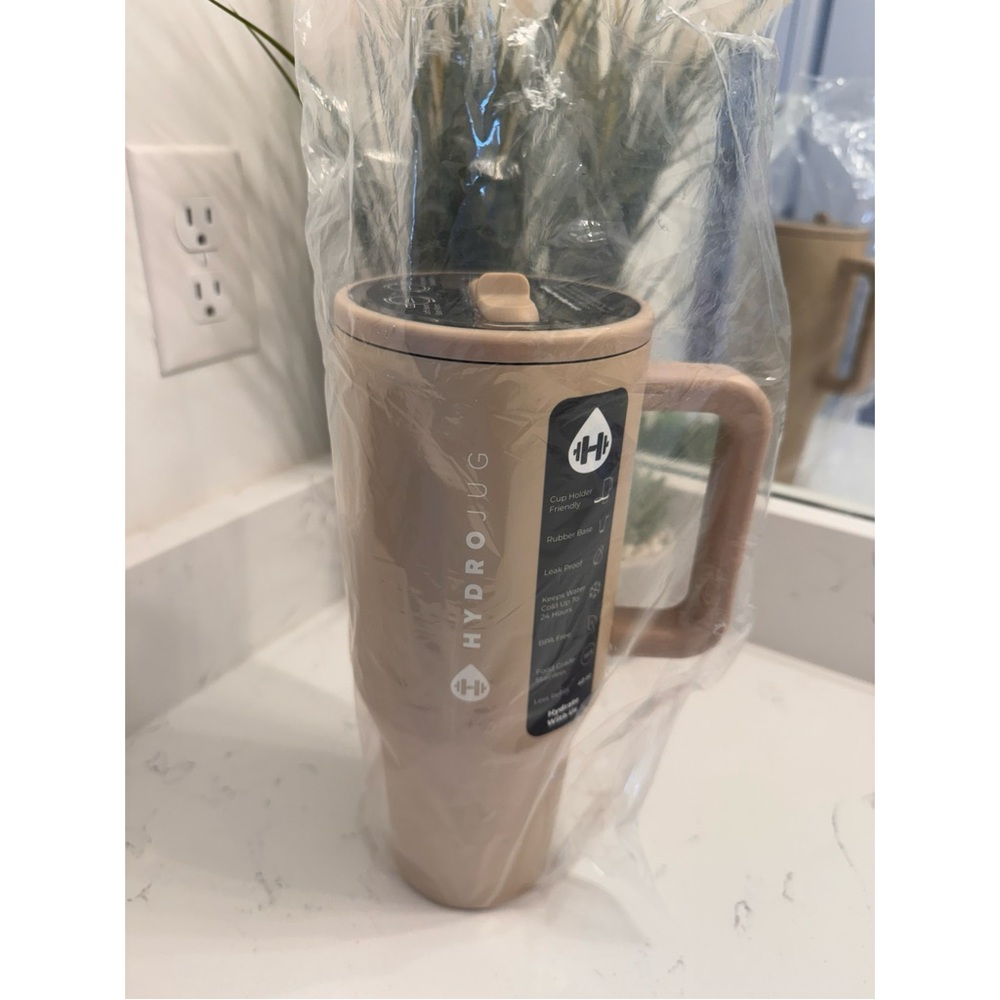 HydroJug 40oz Tan Traveler Tumbler with Handle